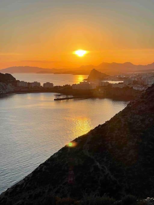 Águilas Luxury Designer Apartment - Unbeatable Sea Views מראה חיצוני תמונה